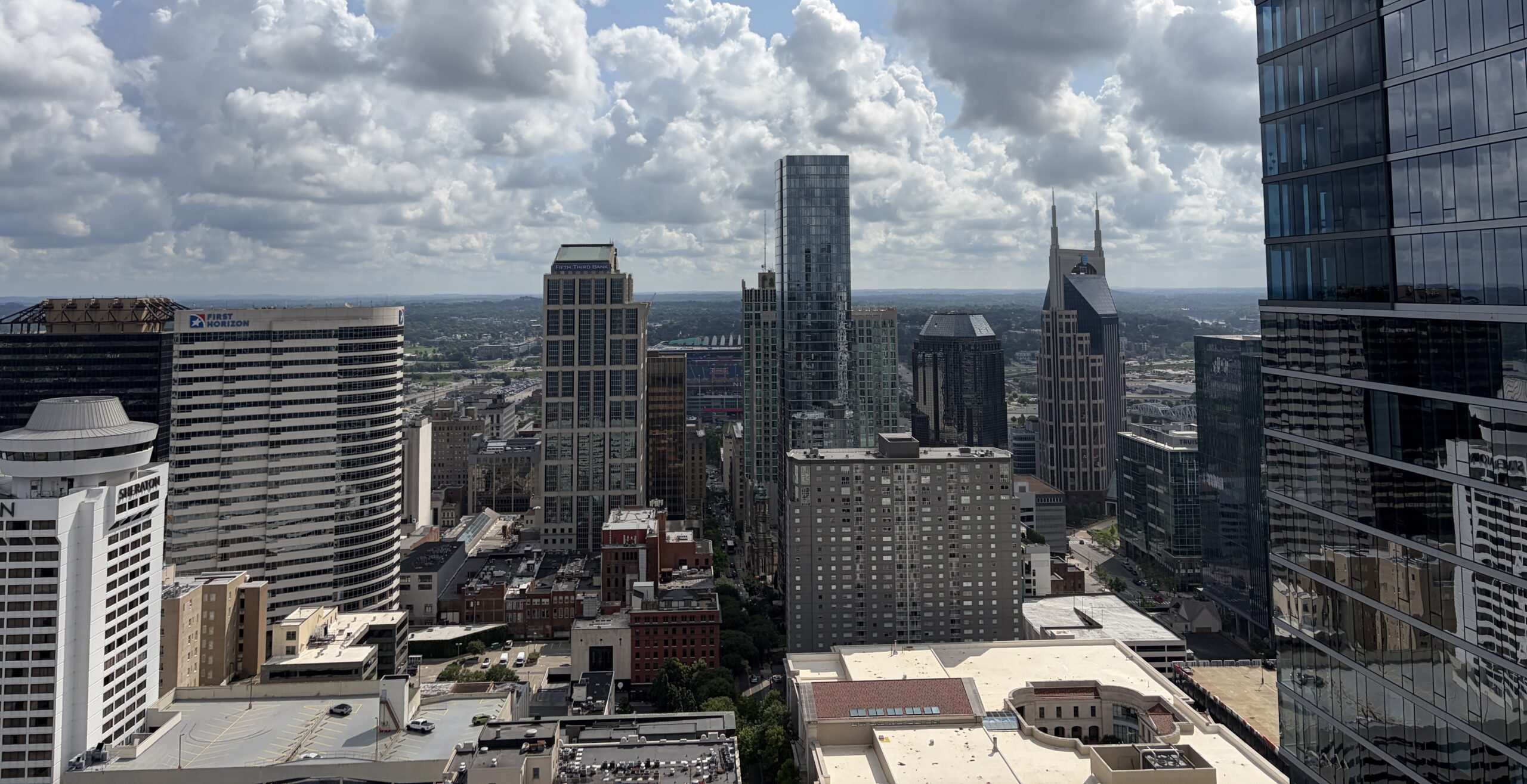 Downtown Nashville, Tennessee skyline